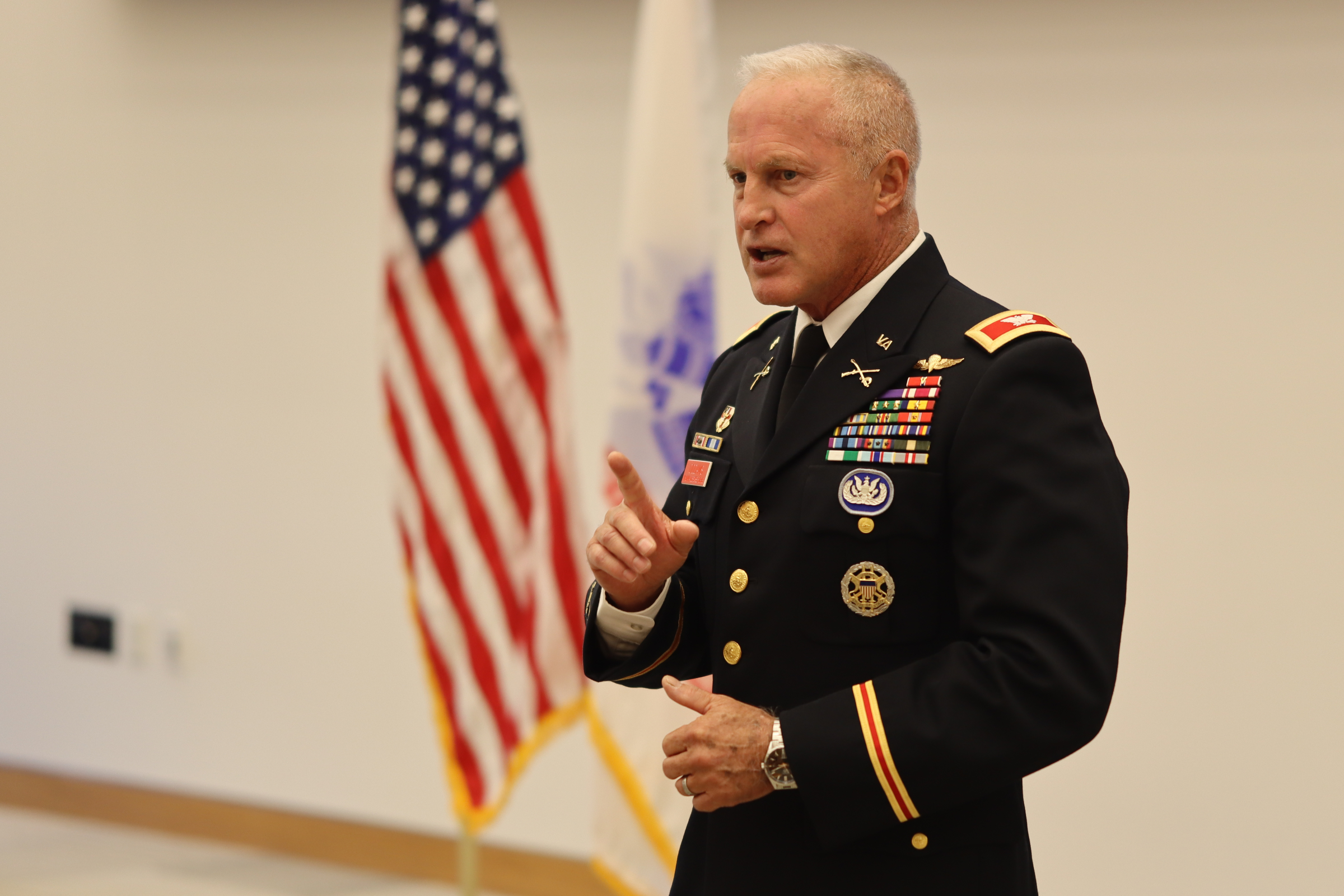 Col. (Va.) Kent Brinkley, the VDF chief of staff, administers the oath of office to graduates of the Virginia Defense Force Officer Candidate School Sept. 16, 2023, at Fort Belvoir, Virginia. (Virginia Defense Force photo by Lt. Col. (Va.) Cotton Puryear)